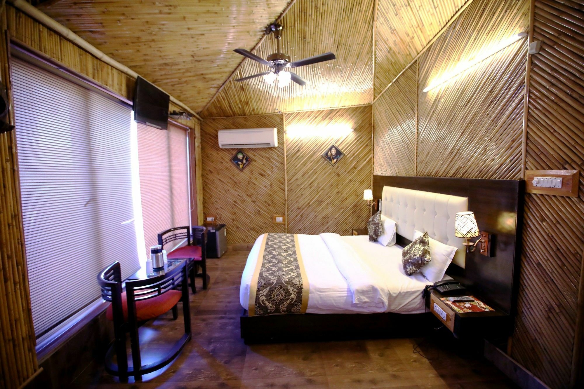 Heritage Hotel Lakhnaú Exteriér fotografie