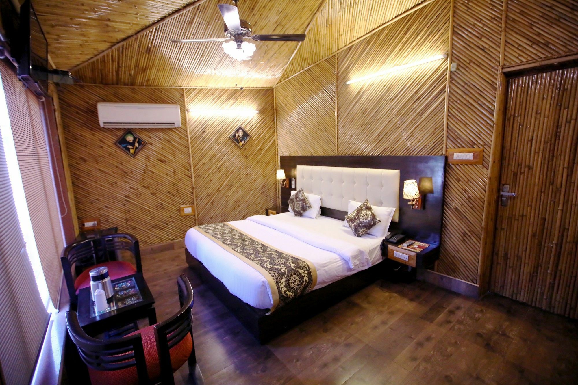 Heritage Hotel Lakhnaú Exteriér fotografie